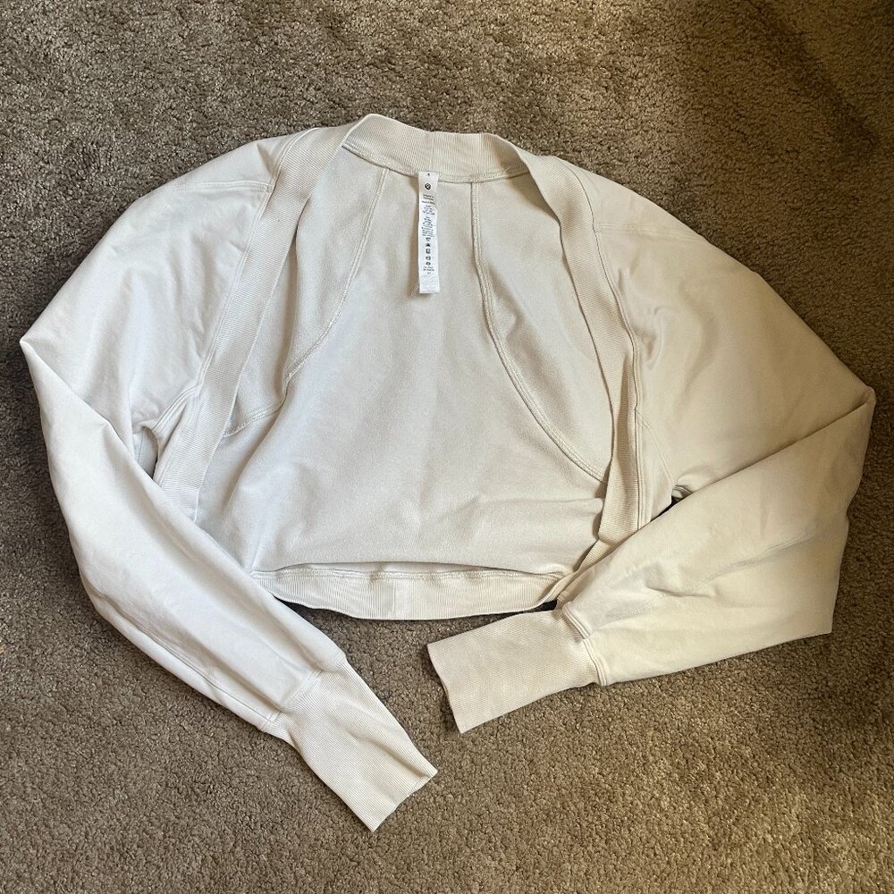 Lululemon White/Cream Shrug Size 6